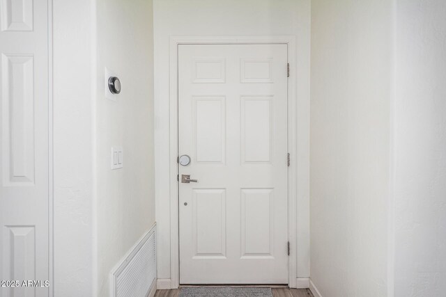 9253 N Firebrick Dr Unit 117, Fountain Hills, AZ 85268 - entryway featuring visible vents and baseboards
