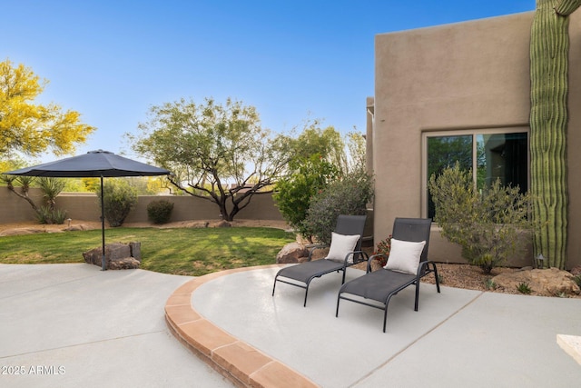 view of patio featuring a fenced backyard