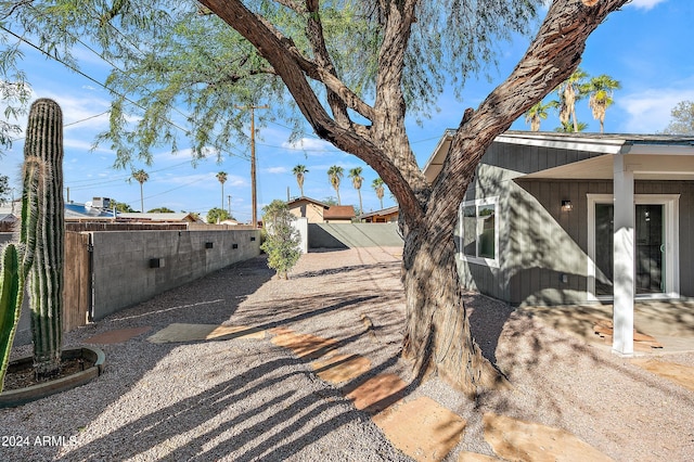 view of yard with fence