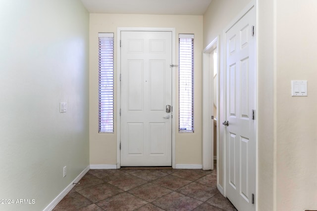 view of tiled entryway