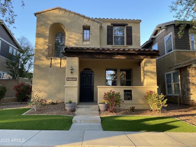 view of mediterranean / spanish house