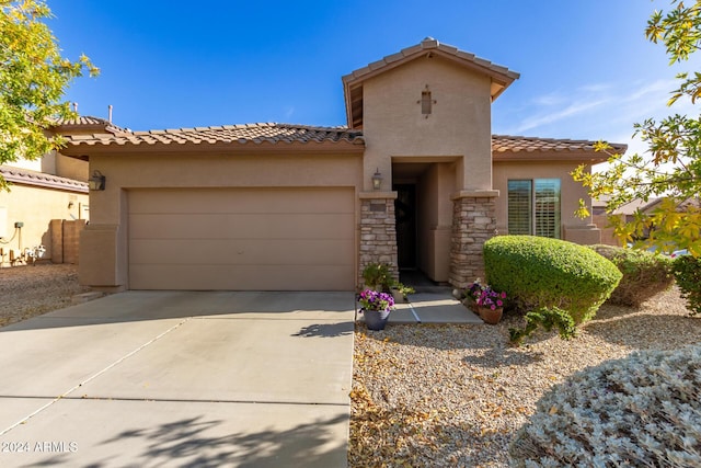 view of front of home featuring a garage