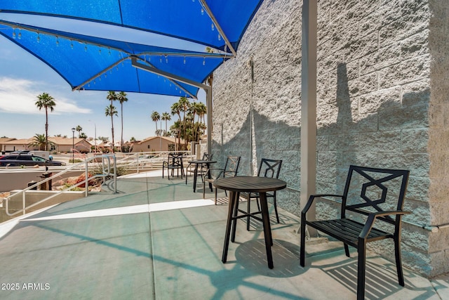 6621 S Coral Gable Dr, Chandler, AZ 85249 - view of patio / terrace with a residential view