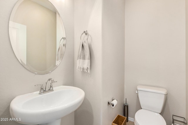 1825 E Hampton Ln Unit 108, Gilbert, AZ 85295 - bathroom featuring a sink and toilet