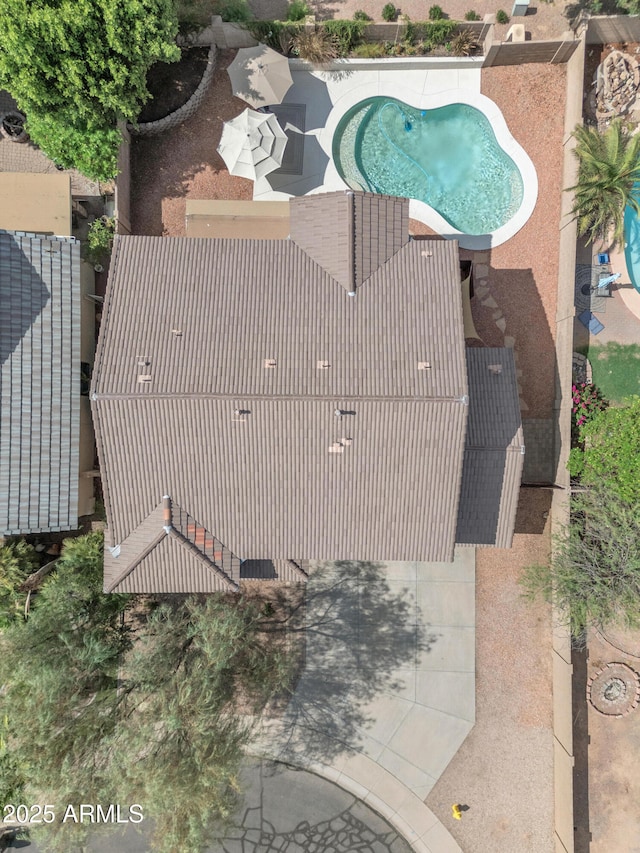 308 E Sheffield Ct, Gilbert, AZ 85296 - aerial view of property and surrounding area featuring a pool area