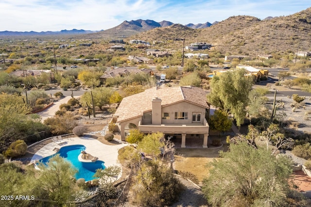 bird's eye view featuring a mountain view