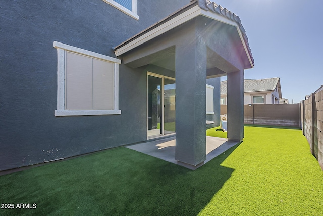 9352 E Saturn Ave, Mesa, AZ 85212 - view of yard with a patio