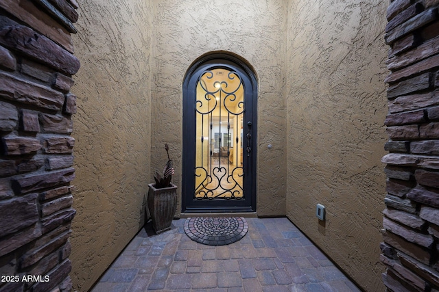 19334 W Pasadena Ave, Litchfield Park, AZ 85340 - view of exterior entry