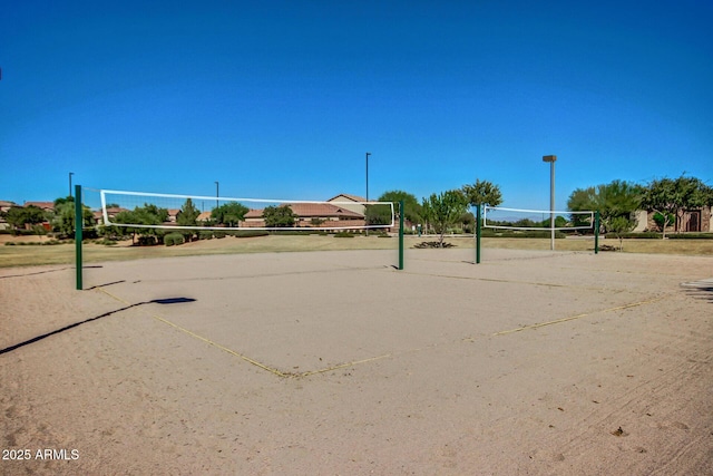 6317 S Banning St, Gilbert, AZ 85298 - view of property's community featuring volleyball court