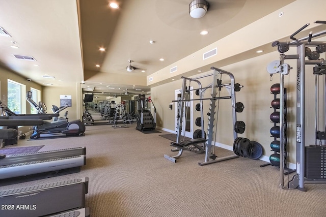 workout area featuring visible vents, recessed lighting, and ceiling fan