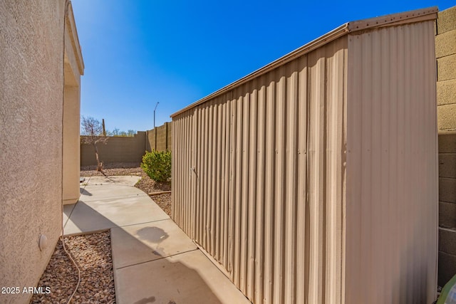 40904 N Hearst Dr, Anthem, AZ 85086 - view of outdoor structure featuring a fenced backyard