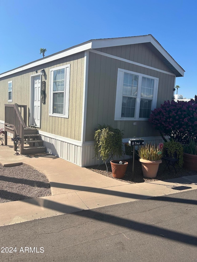 view of manufactured / mobile home