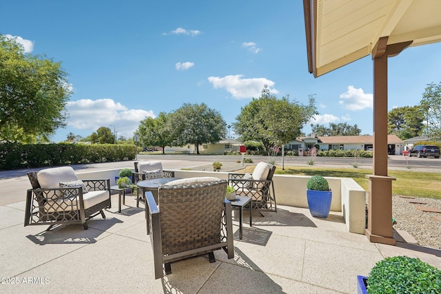 4920 E Osborn Rd, Phoenix, AZ 85018 - view of patio / terrace