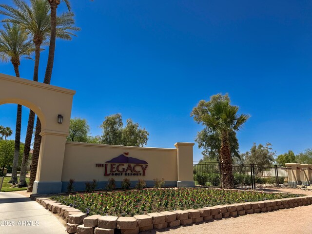 3903 E Melody Dr, Phoenix, AZ 85042 - view of community / neighborhood sign