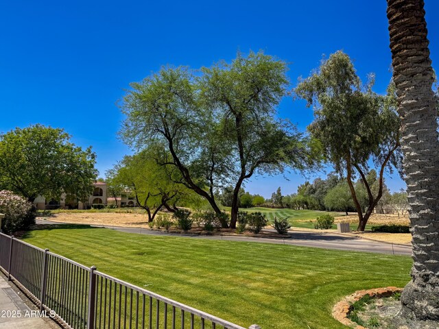 3903 E Melody Dr, Phoenix, AZ 85042 - view of yard