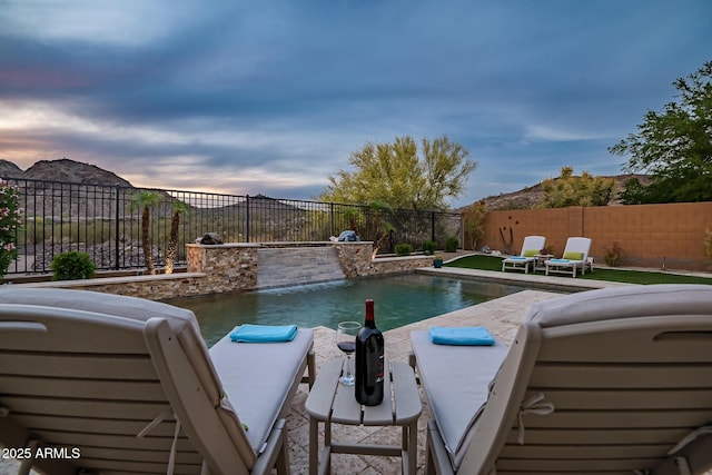 27276 N 81st Ln, Peoria, AZ 85383 - view of swimming pool featuring a fenced backyard