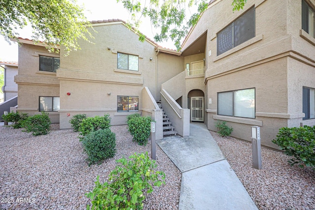 15225 N 100th St Unit 1185, Scottsdale, AZ 85260 - view of property featuring stairs