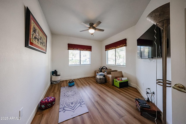 15225 N 100th St Unit 1185, Scottsdale, AZ 85260 - unfurnished room featuring wood finished floors and ceiling fan