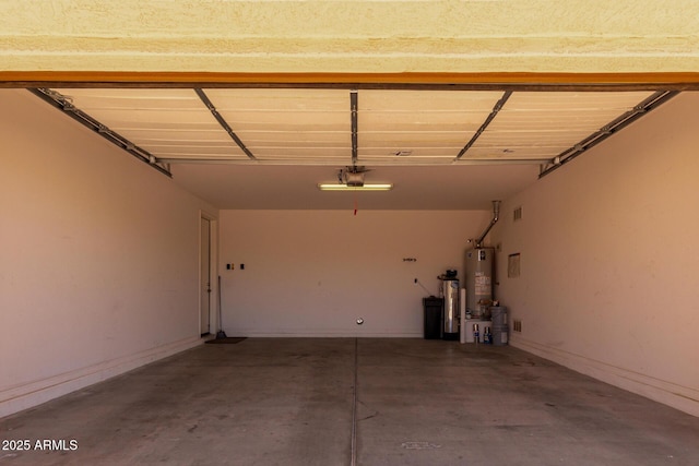 3796 E Rakestraw Ln, Gilbert, AZ 85298 - garage featuring gas water heater