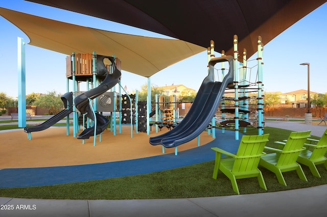 3417 E Los Gatos Dr, Phoenix, AZ 85050 - view of community jungle gym
