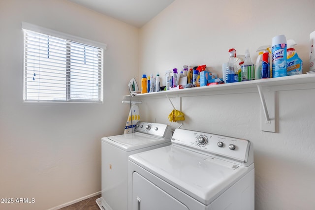 laundry area featuring tile patterned flooring and independent washer and dryer