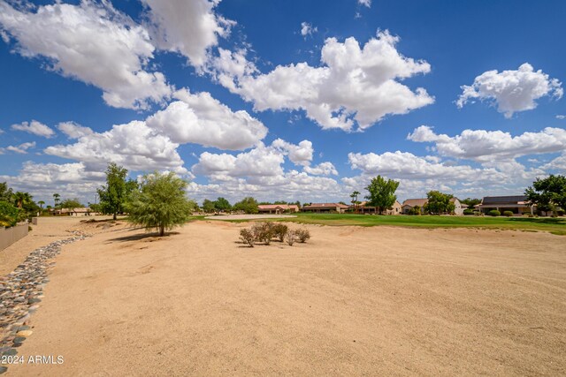 view of yard featuring a rural view