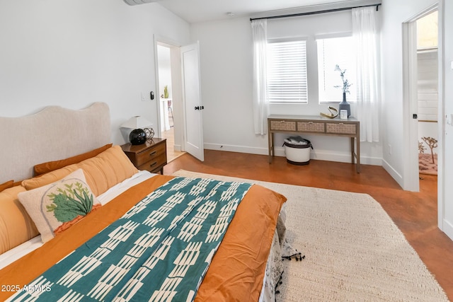 1212 E Indianola Ave, Phoenix, AZ 85014 - bedroom with baseboards