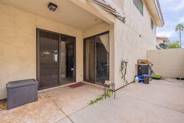 7764 N 19th Dr, Phoenix, AZ 85021 - entrance to property featuring a patio