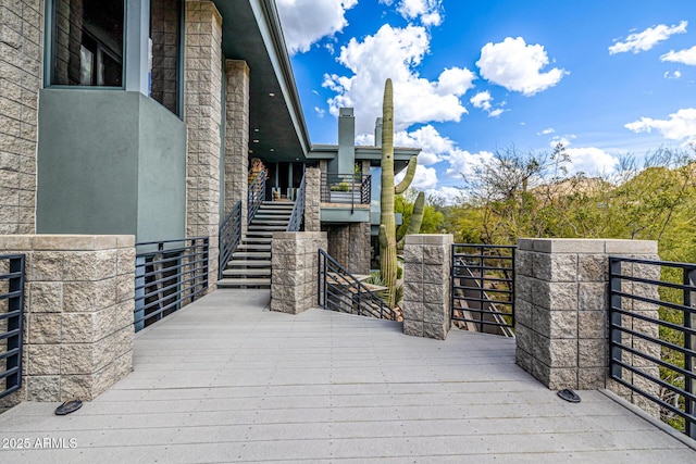 deck with stairs