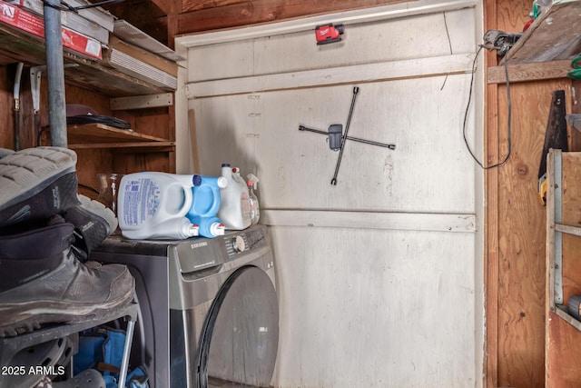 118 E 10th St, Casa Grande, AZ 85122 - washroom with washer / clothes dryer