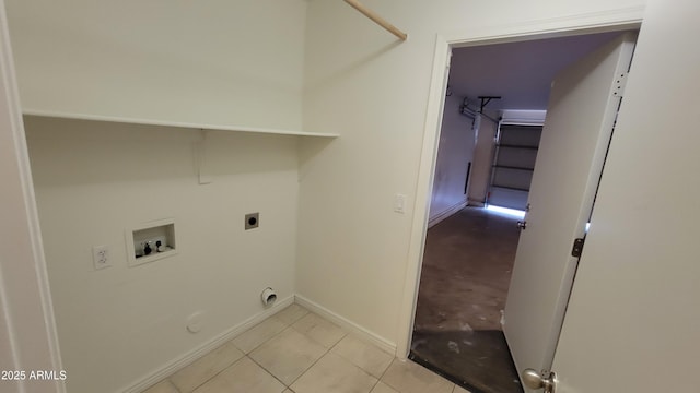 6784 W Gardenia Ave, Glendale, AZ 85303 - washroom featuring washer hookup, laundry area, gas dryer hookup, baseboards, and hookup for an electric dryer