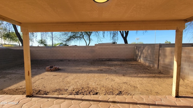 6784 W Gardenia Ave, Glendale, AZ 85303 - view of yard featuring a fenced backyard