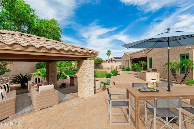 13204 W Palo Verde Dr, Litchfield Park, AZ 85340 - view of patio / terrace with outdoor dining area