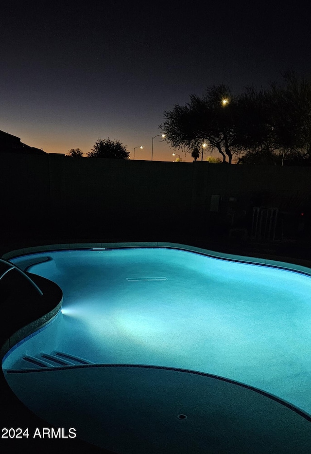 view of swimming pool