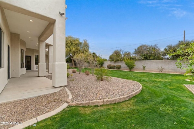 view of yard with a patio