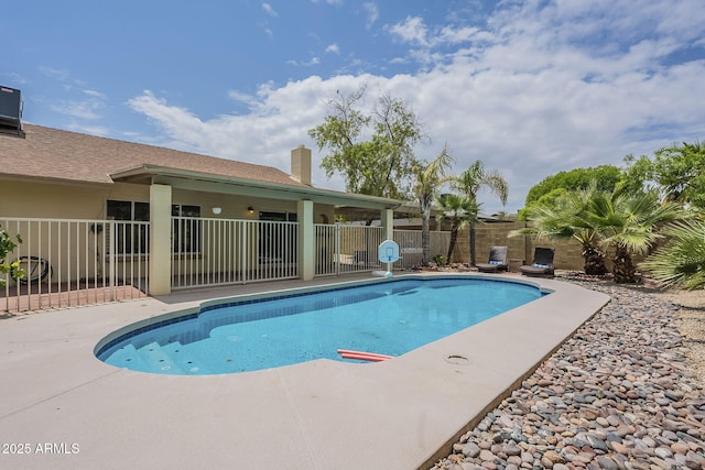 5330 E Tierra Buena Ln, Scottsdale, AZ 85254 - view of pool featuring a fenced backyard and a patio area