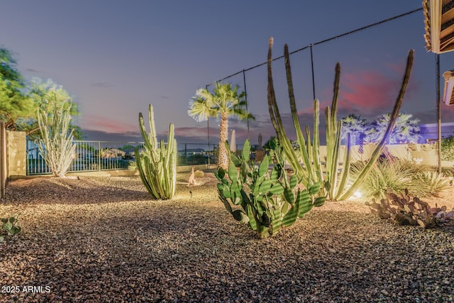 582 W Stirrup Ln, San Tan Valley, AZ 85143 - view of yard featuring fence