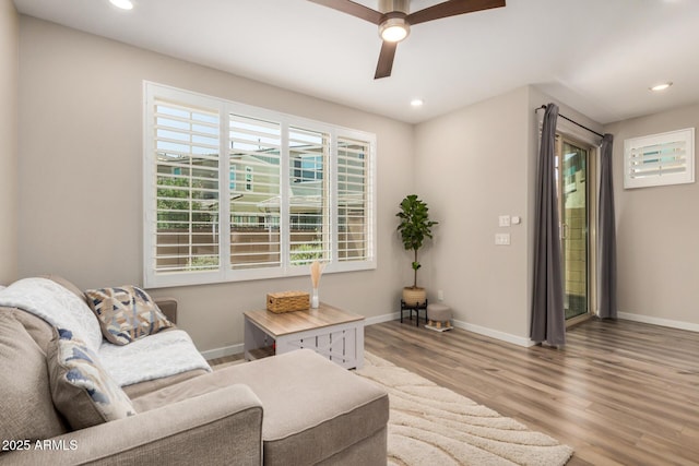 1153 W Diamondback Dr, Chandler, AZ 85286 - sitting room featuring ceiling fan, light wood-type flooring, baseboards, and recessed lighting