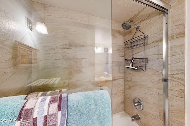 bathroom with shower / tub combination