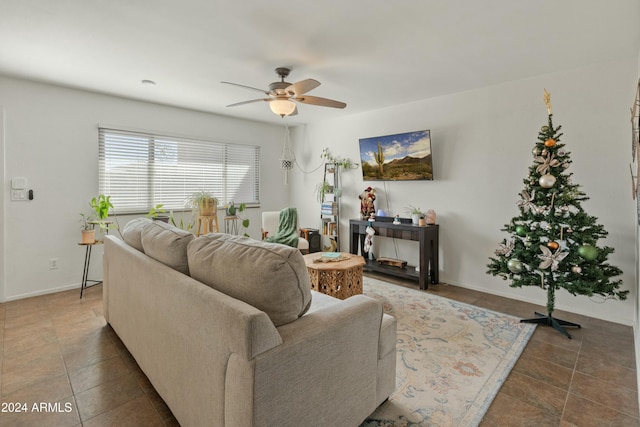 living room featuring ceiling fan