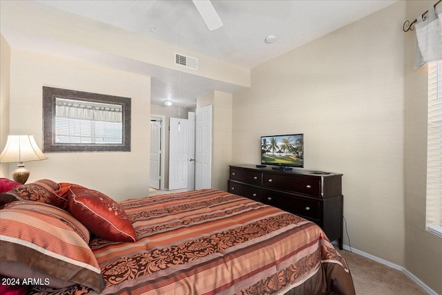 bedroom featuring carpet floors and ceiling fan