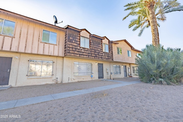 view of townhome / multi-family property