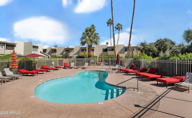4630 N 68th St Unit 280, Scottsdale, AZ 85251 - community pool featuring a patio area and a residential view