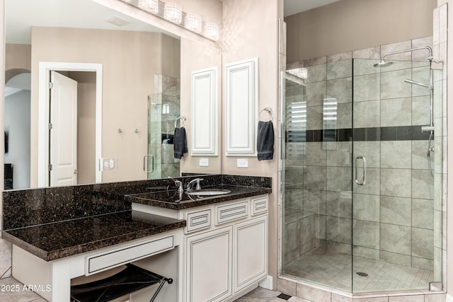 5428 E Windstone Trl, Cave Creek, AZ 85331 - full bath featuring vanity and a stall shower