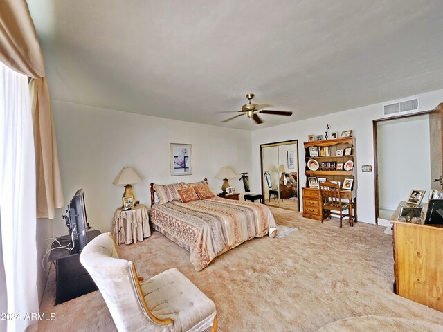 2201 E 7th St, Douglas, AZ 85607 - carpeted bedroom with ceiling fan