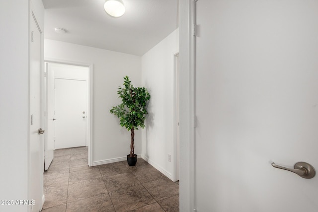 6515 W Hughes Dr, Phoenix, AZ 85043 - hall featuring baseboards