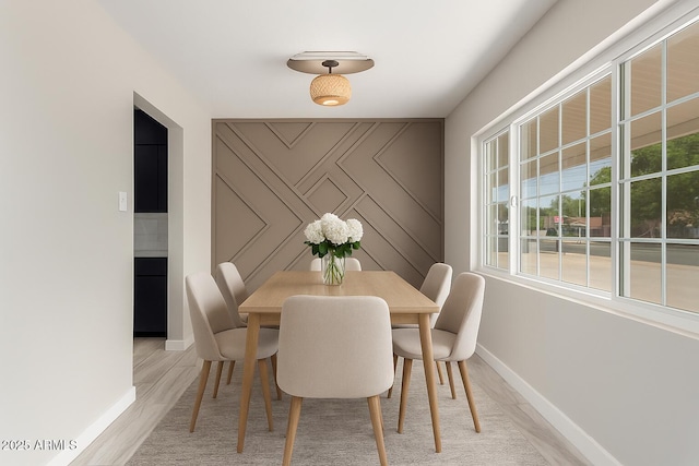 1010 W 5th Pl, Mesa, AZ 85201 - dining room with baseboards and light wood finished floors