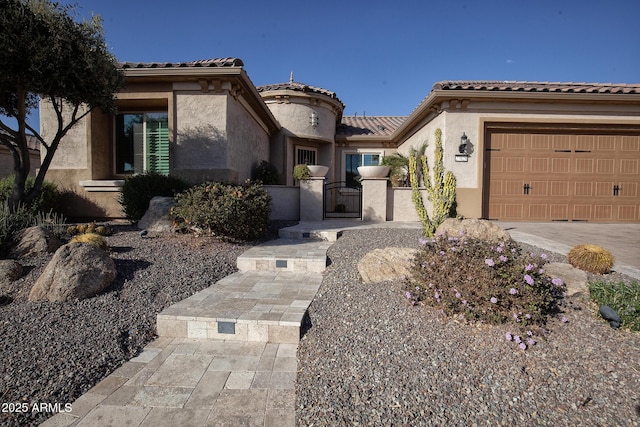 view of front facade with a garage