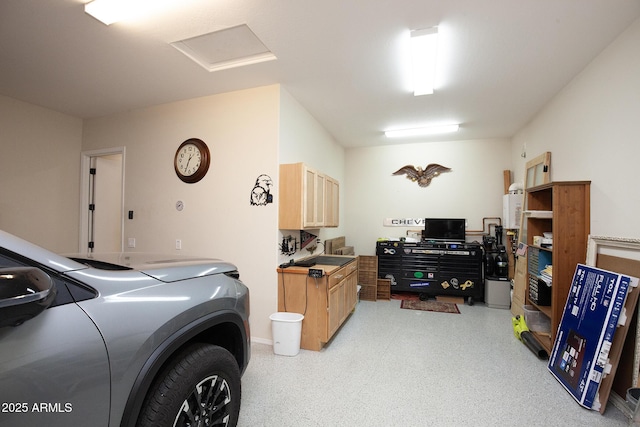 garage with washer / dryer