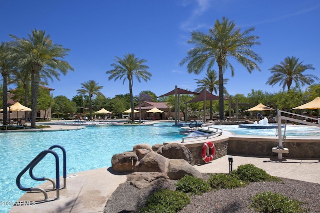 view of swimming pool